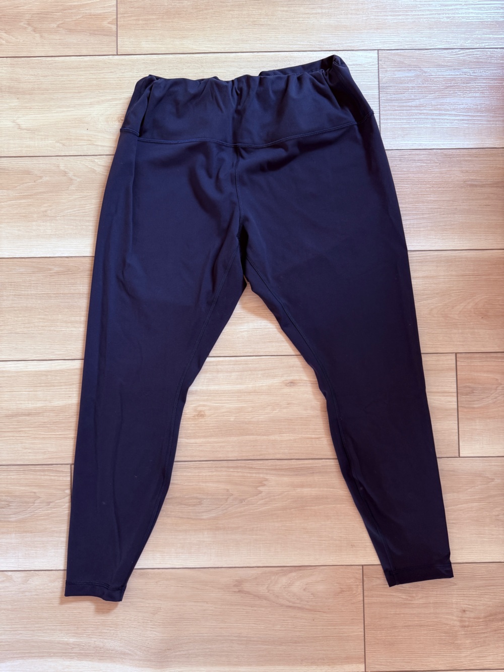 Lululemon Wunder Train High Rise 28” Leggings Navy Like New